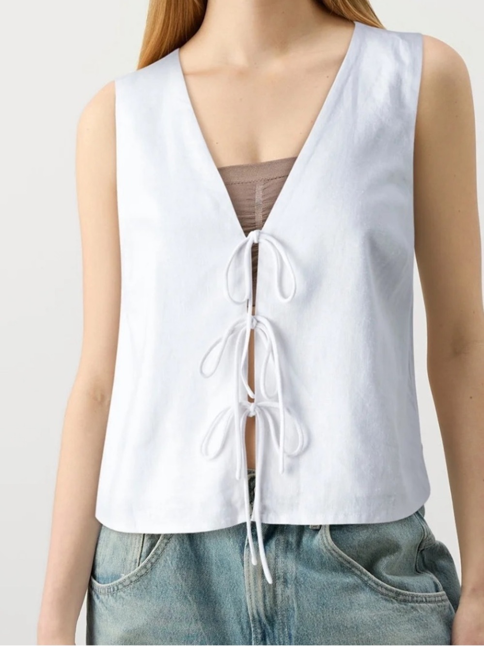 Abercrombie & Fitch white linen-blend front-tie vest